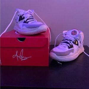 Nike Kyrie infinity new